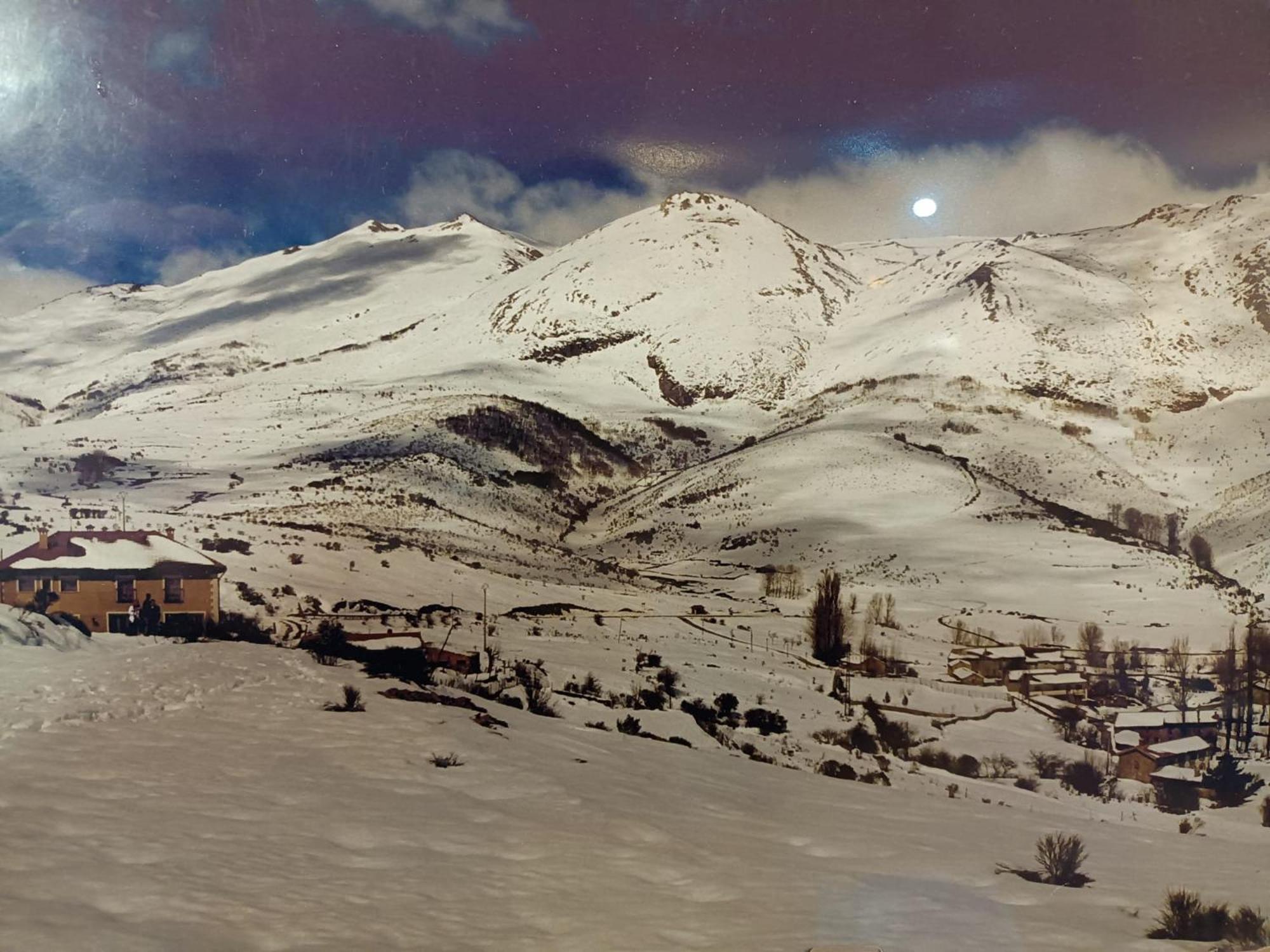 Hotel Pico Espiguete Alba de los Cardaños Exteriér fotografie